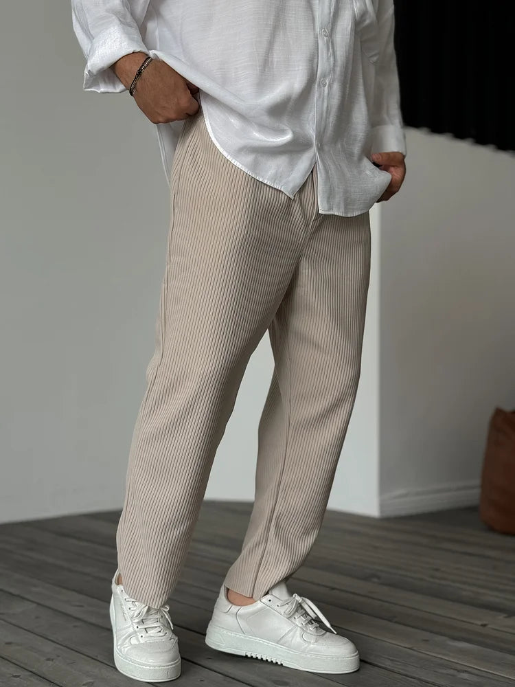 Elias | Relaxed Ribbed Trousers