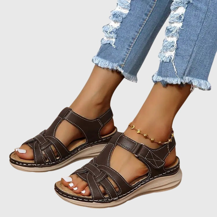 Clio orthopaedic slide sandals - detail view