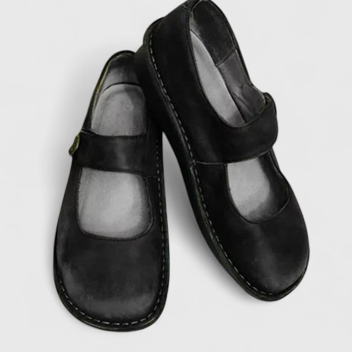 Esmeray orthopaedic round-toe shoes - styled view