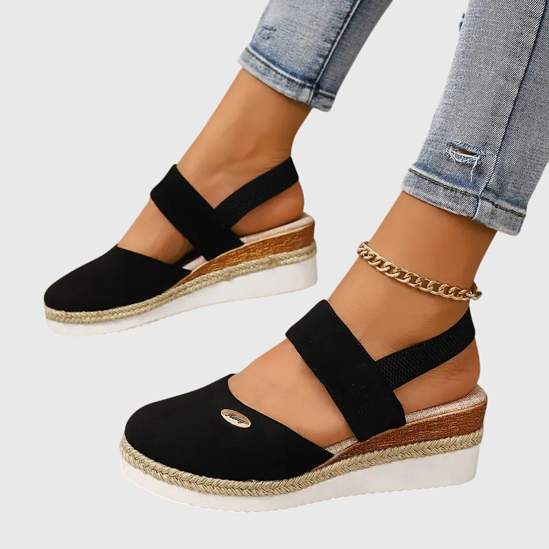 Hesper orthopaedic gel-cushioned sandals - detail view