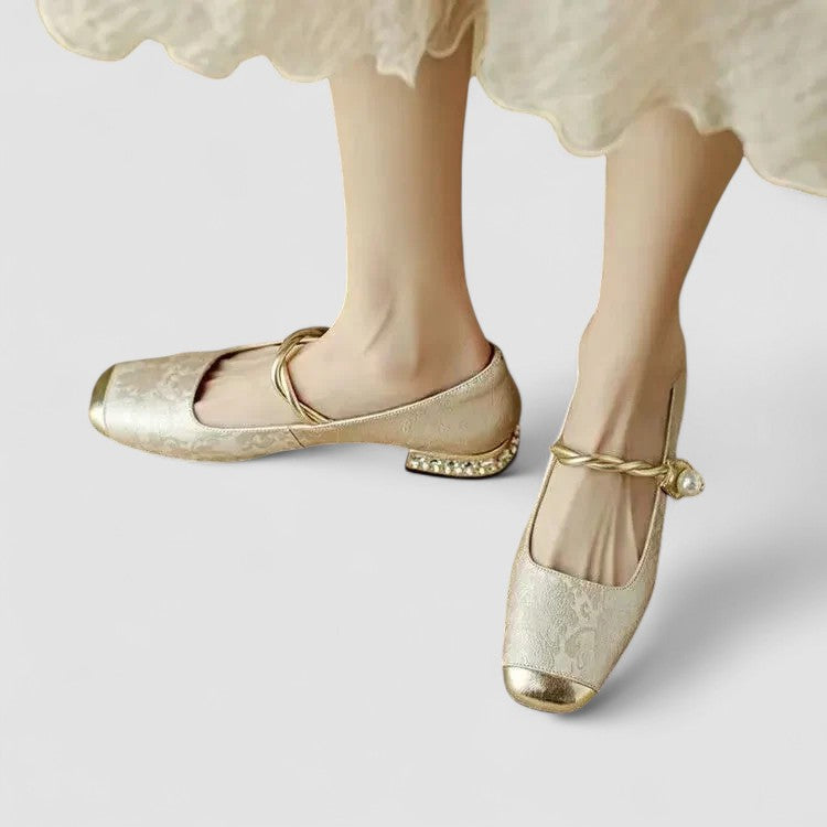 Iolanthe orthopaedic Mary Jane flats - styled view