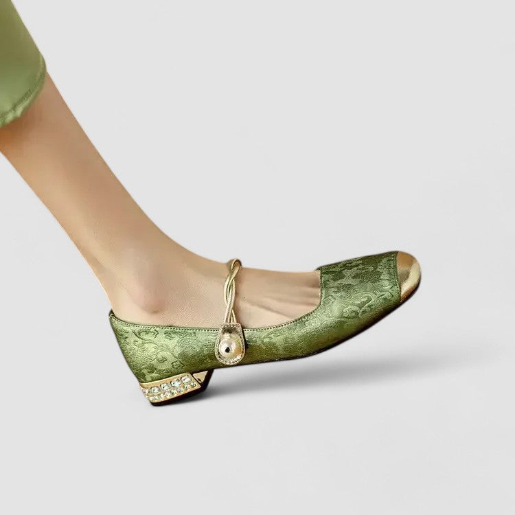 Iolanthe orthopaedic Mary Jane flats - detail view
