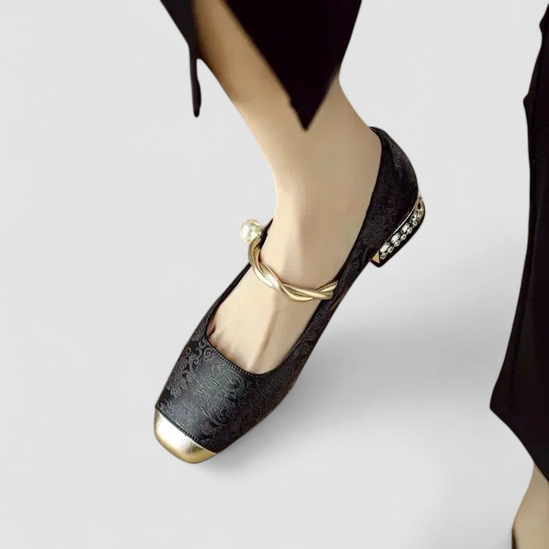 Iolanthe orthopaedic Mary Jane flats - styled view