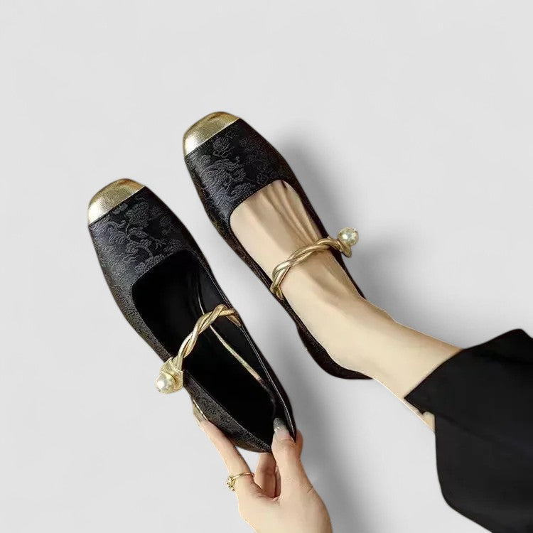 Iolanthe orthopaedic Mary Jane flats - styled view