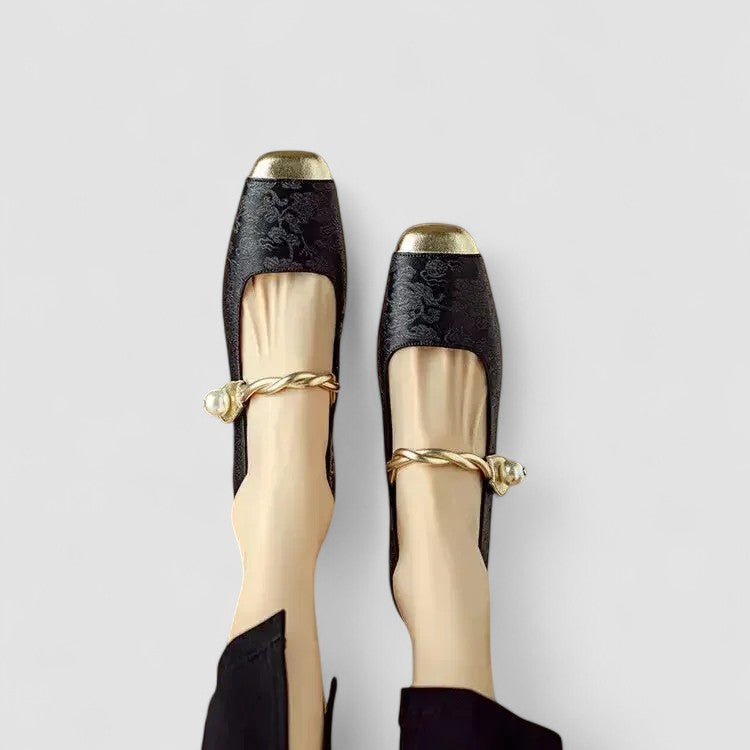 Iolanthe orthopaedic Mary Jane flats - styled view