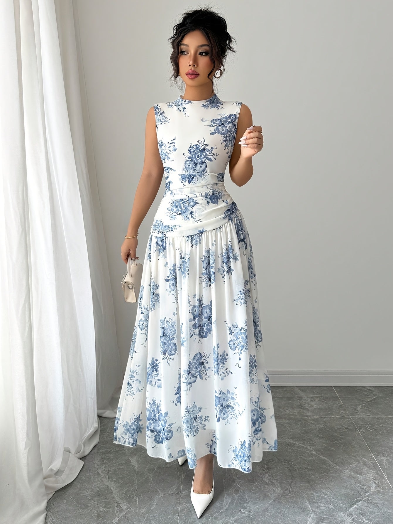 Poppy floral fitted knit dress - side view