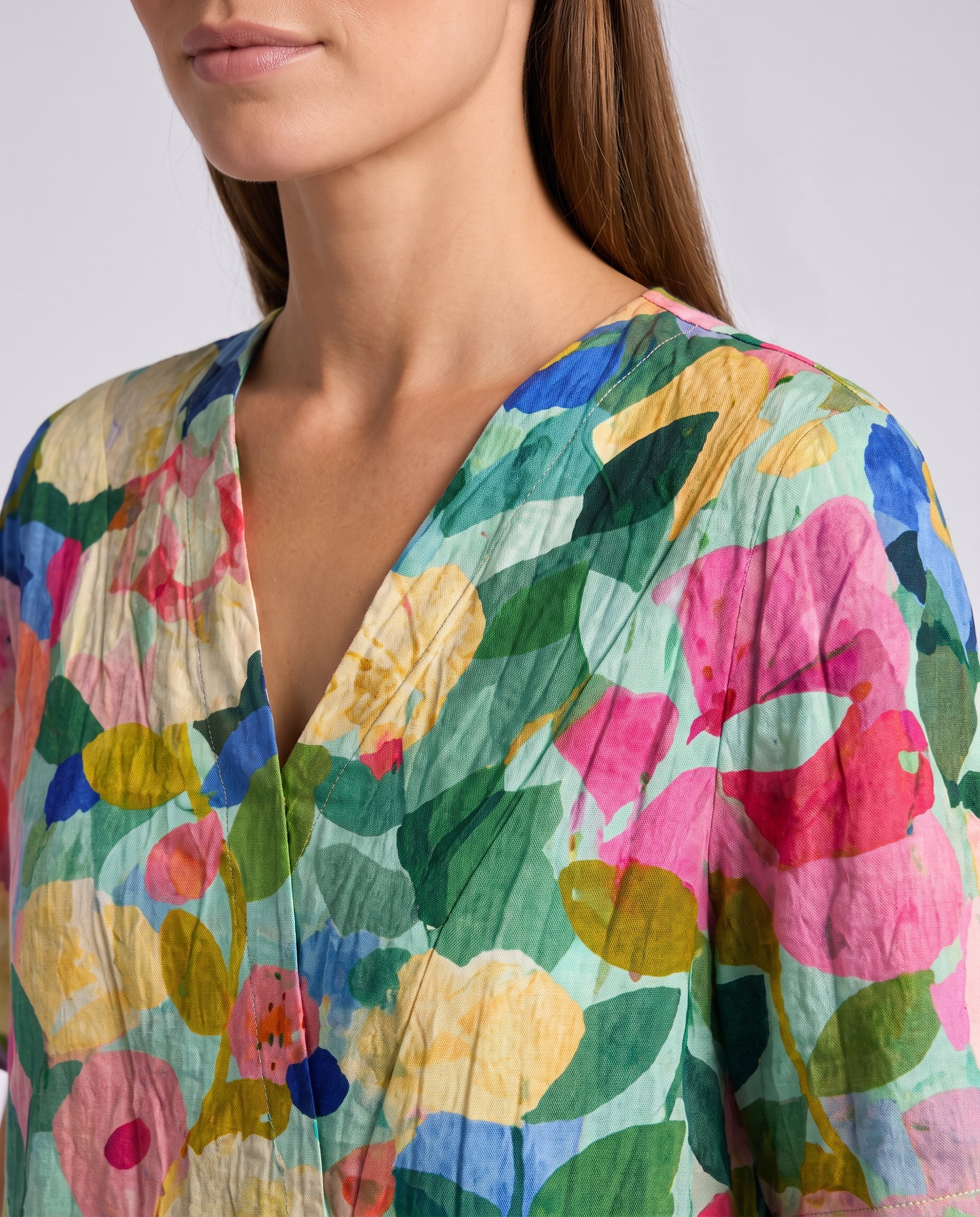 Zara floral V neck midi dress - back view